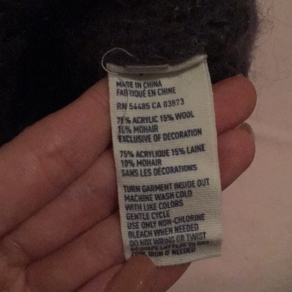 American eagle wool blend v neck sweater - Picture 3 of 3